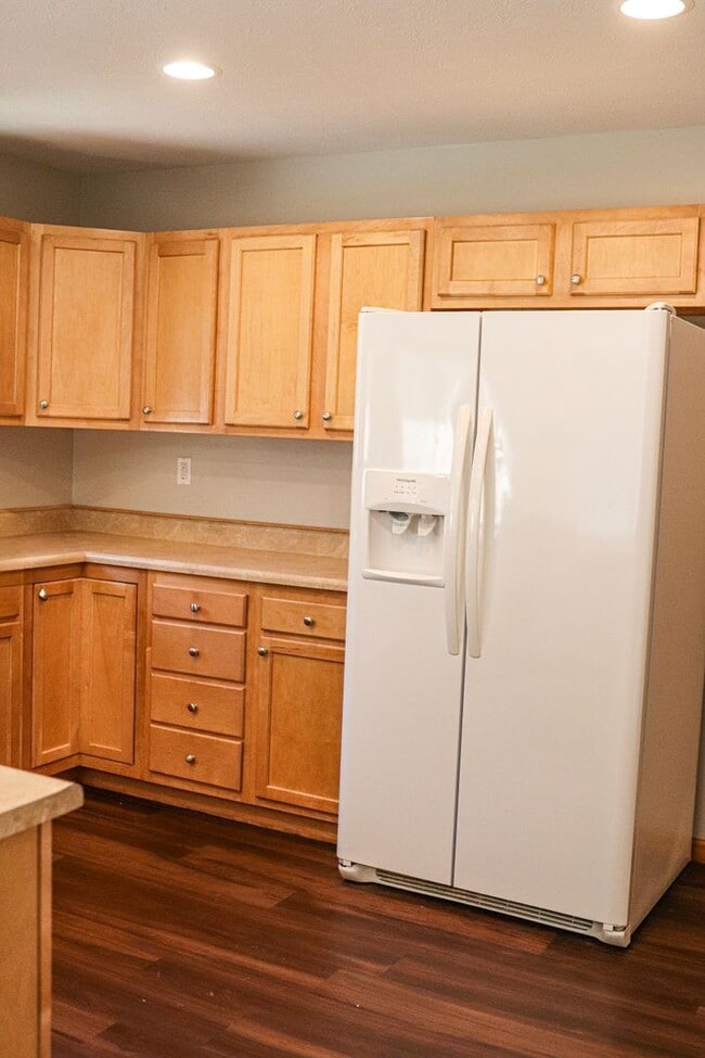 Building Photo - 2 Bedroom / 2 Bathroom Duplex in Daleville