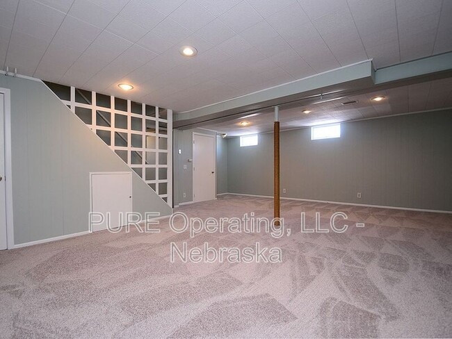 Building Photo - 4921 Bancroft St