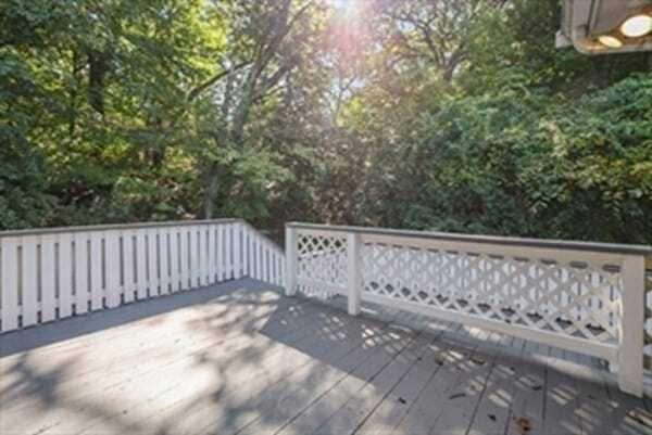 Building Photo - 11A Centre Ln