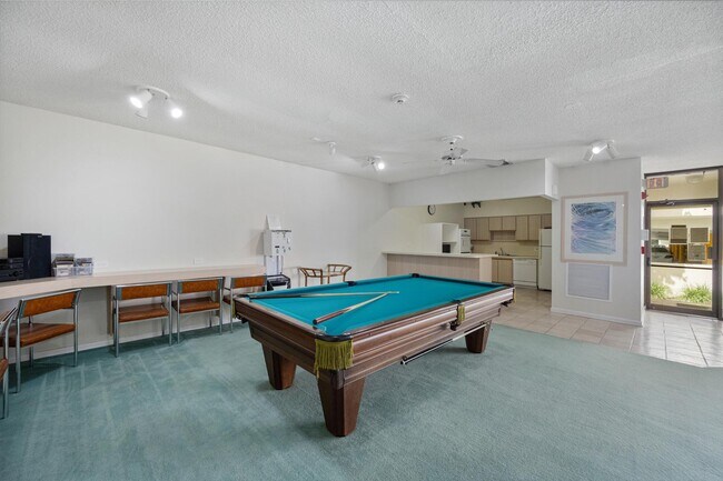 Building Photo - 3540 S Ocean Blvd