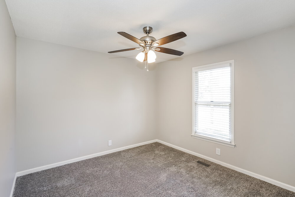 Building Photo - 1811 Peartree Ct