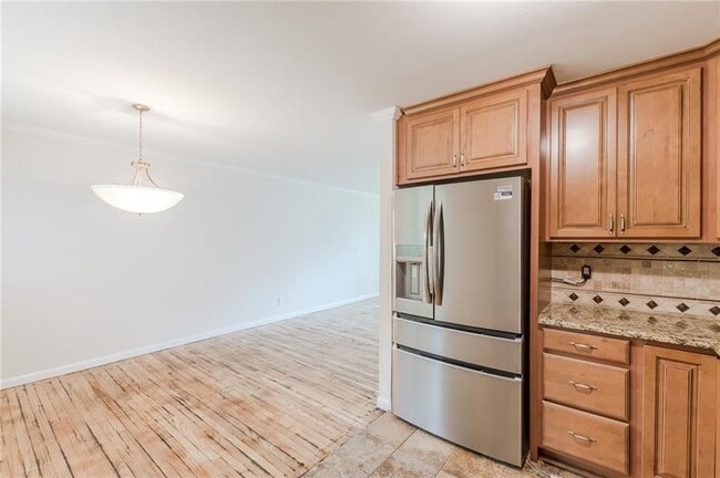Building Photo - 1435 Cedar Creek Ln