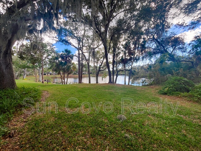 Building Photo - 4518 Ascot Cir S