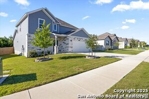 Building Photo - 515 Bella Rosa Trl