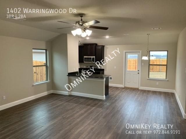 Building Photo - 1402 Warringwood Dr