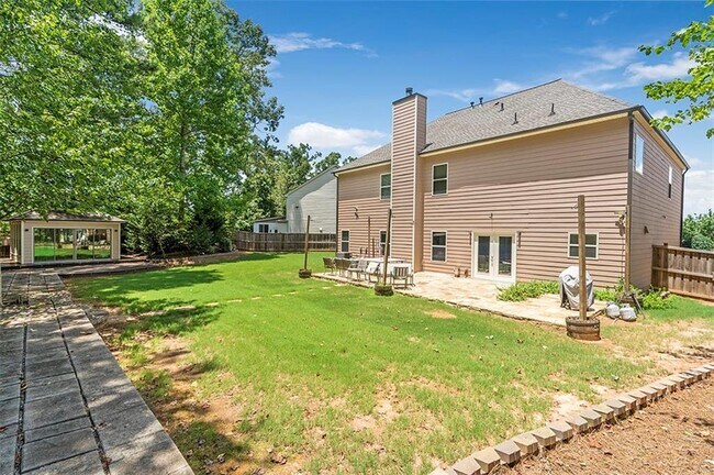 Building Photo - 2635 Azalea Bluff Dr