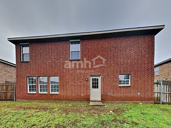 Building Photo - 2432 Arroyo Springs Dr