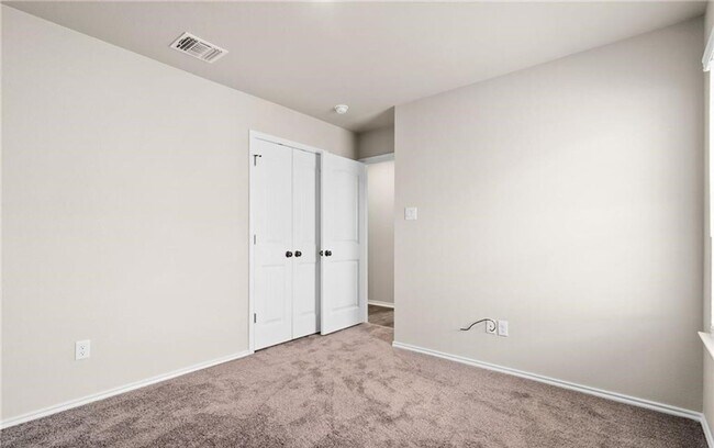 Building Photo - Beautiful Like New Home in Copperas Cove w...