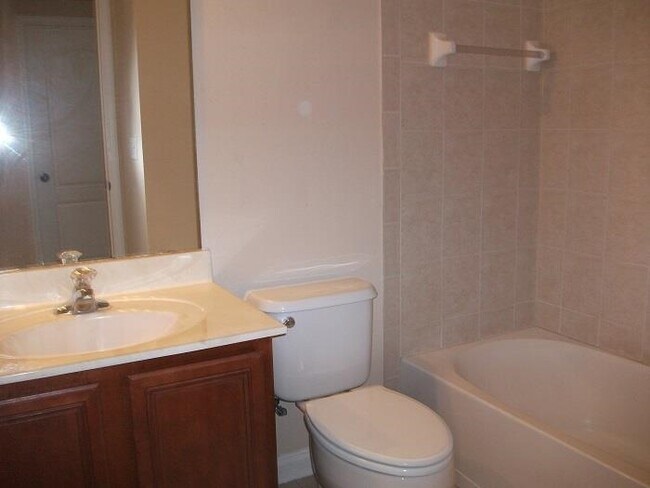 Building Photo - 9 Hannah Cole Dr