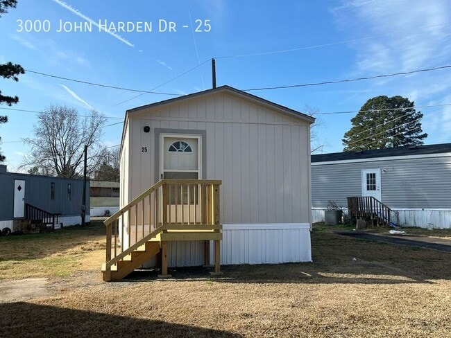 Building Photo - 3000 John Harden Dr