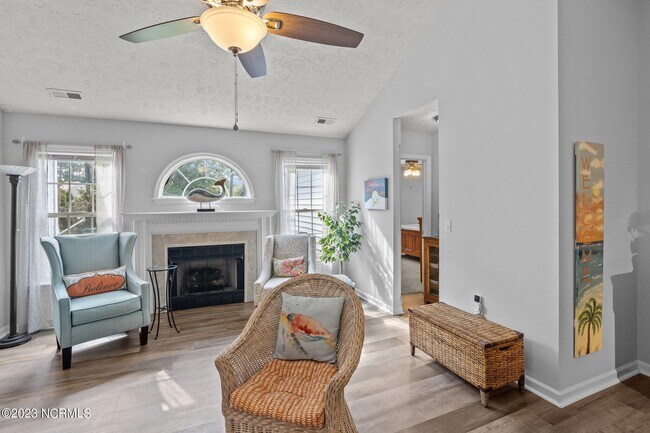 Building Photo - 102 Tiger Woods Pl
