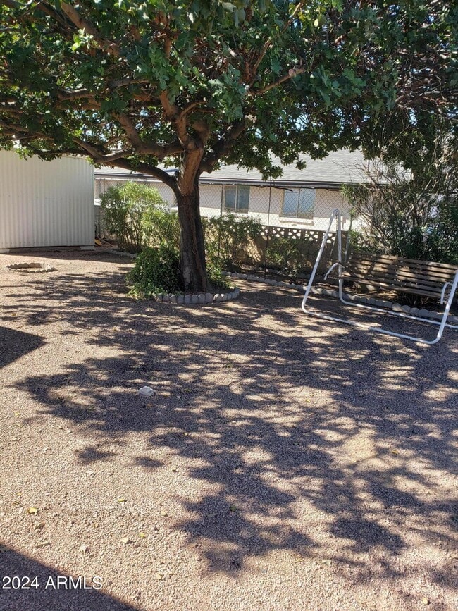 Building Photo - 908 S Ocotillo Dr