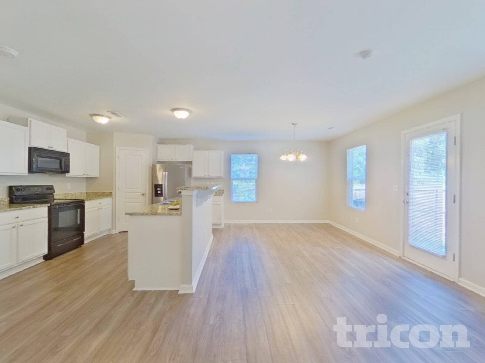 Building Photo - 4604 Montelena Dr