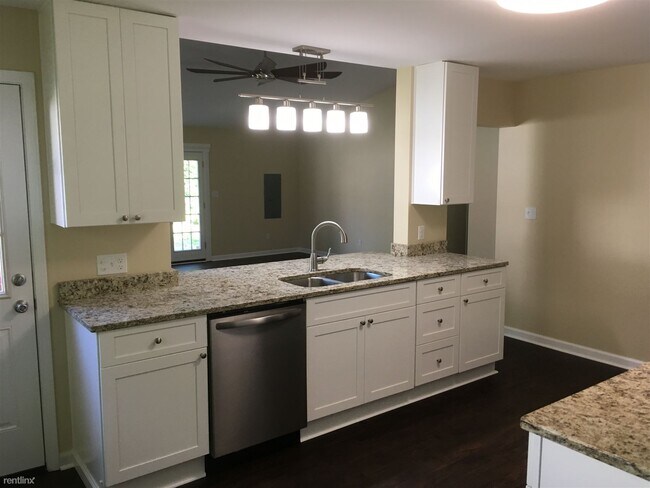 Building Photo - 3 br, 2 bath House - 9315 Tiverton Way