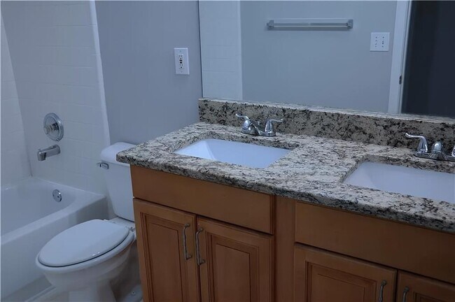 Building Photo - 2237 Traywick Chase