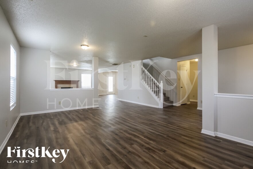 Building Photo - 1410 Fortner Dr