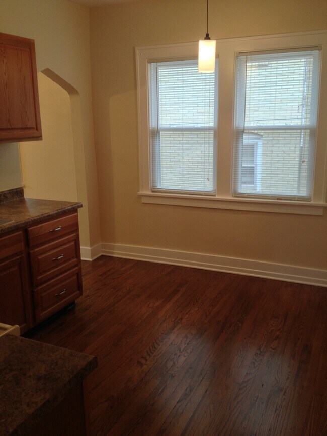 Building Photo - 116 Oak Hill Ave Ave