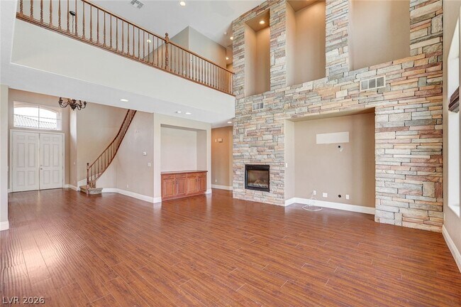 Building Photo - 7876 Sleeping Lily Dr