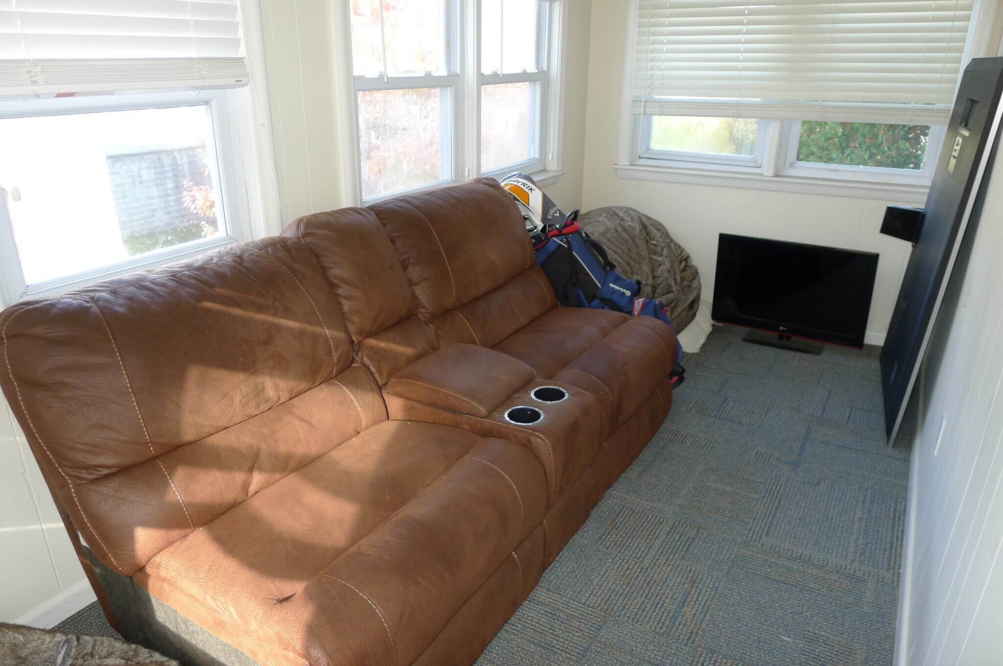 Building Photo - 12 Chestnut St