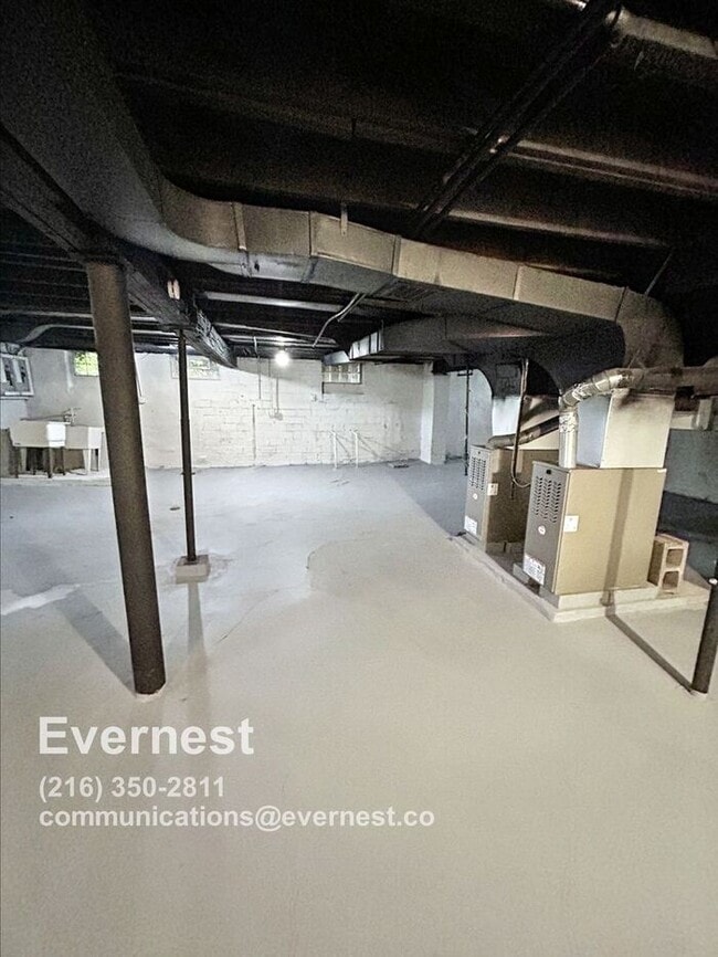 Building Photo - Charming 3-Bedroom Lower Duplex with Firep...