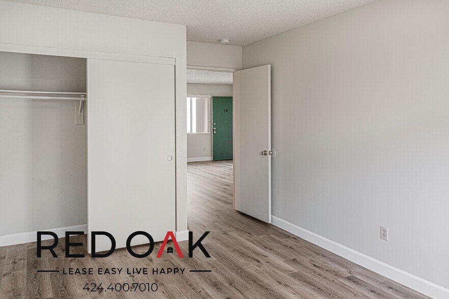 Building Photo - 12767 San Fernando Rd