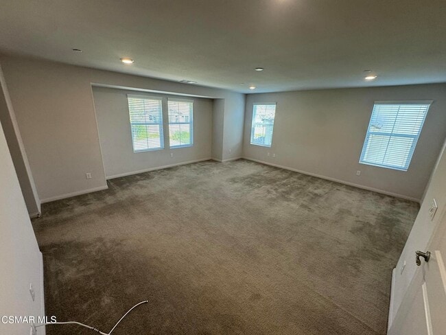 Building Photo - 446 Almond Ln