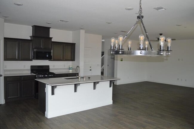 Building Photo - 2451 Galiano Dr