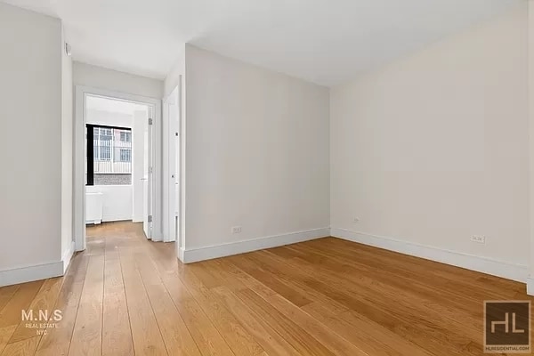 Building Photo - EAST 44 STREET