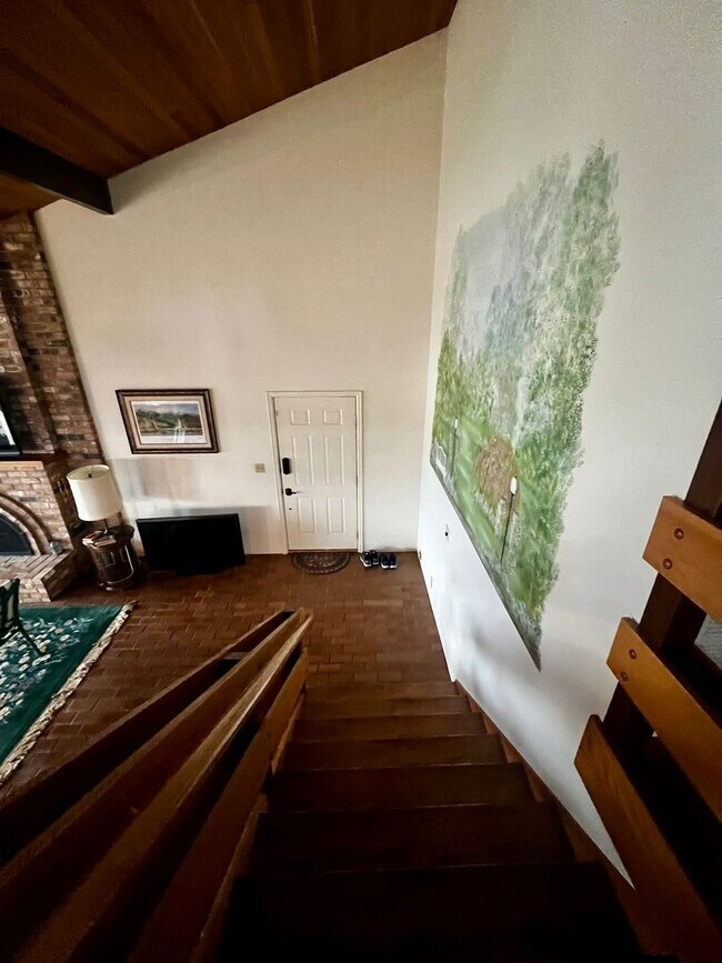 Building Photo - 4079 Saltspring Dr