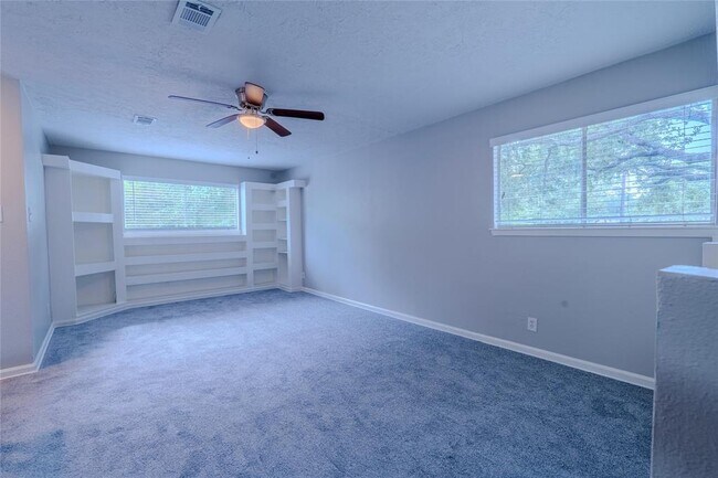 Building Photo - 6507 Desert Rose Ln