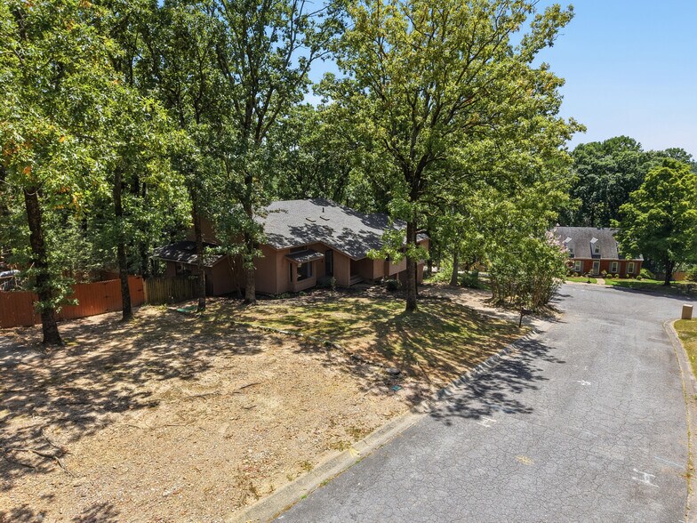 Building Photo - 3 Catina Ct
