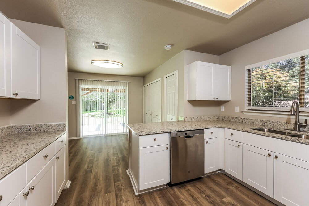 Building Photo - 8003 Coco Meadow Dr
