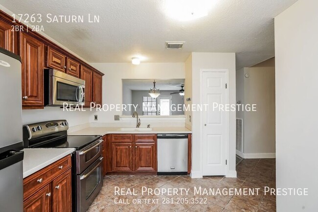 Building Photo - 17263 Saturn Ln