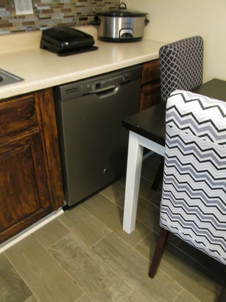 Building Photo - 927 Maple St