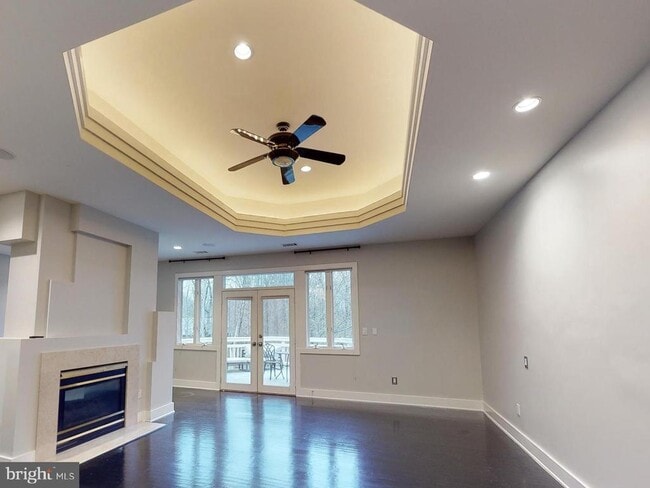 Building Photo - 9629 Eagle Ridge Dr