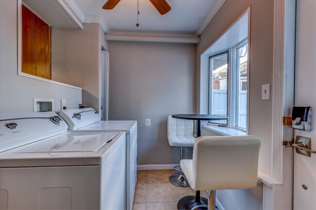 Building Photo - 1435 Covington St