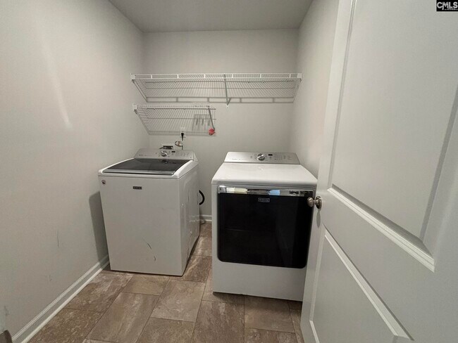 Building Photo - 120 Kings Parish Ct
