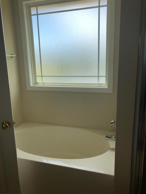 Building Photo - 15 Broadland Cir