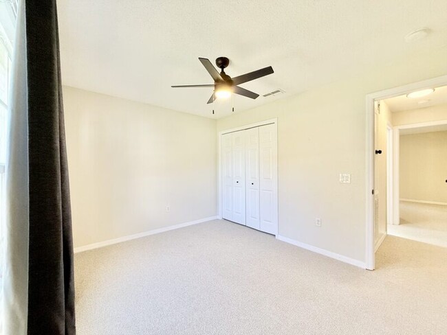 Building Photo - 2610 Sundance Ct