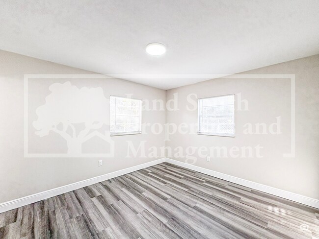 Building Photo - 1631 Monterey Ln