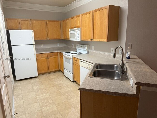 Building Photo - 19914 Villa Creek Dr