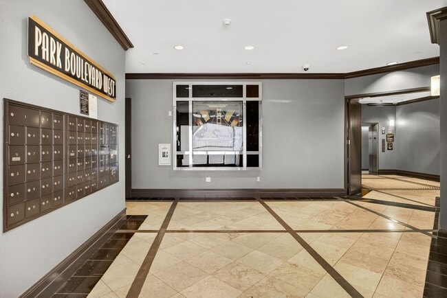 Building Photo - Luxury Downtown San Diego Condo | 2BR/2BA at Park Blvd West – $3,300/mo