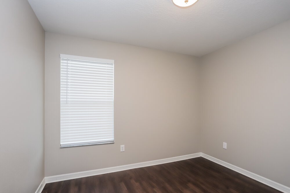 Building Photo - 1049 Seminole Sky Dr