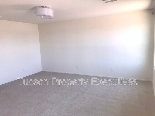 Building Photo - 11545 W Oilseed Dr