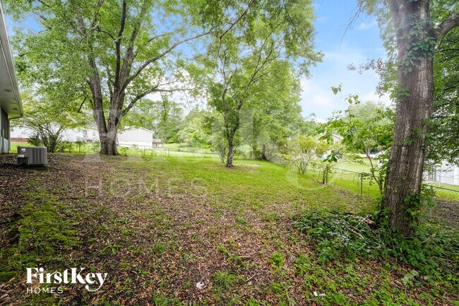 Building Photo - 1408 Meadowind Ct SW