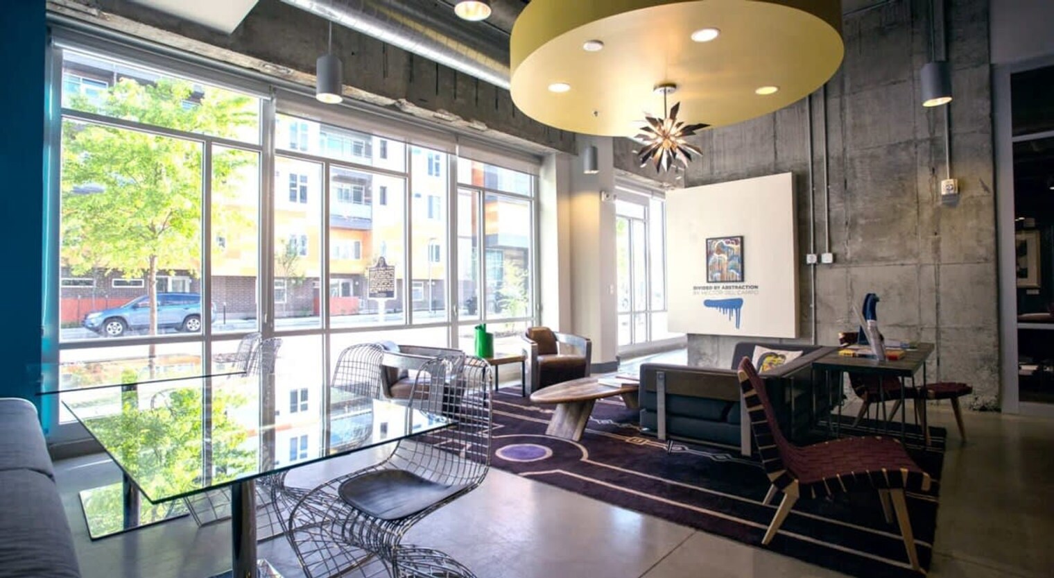 Building Photo - 450 E Market St
