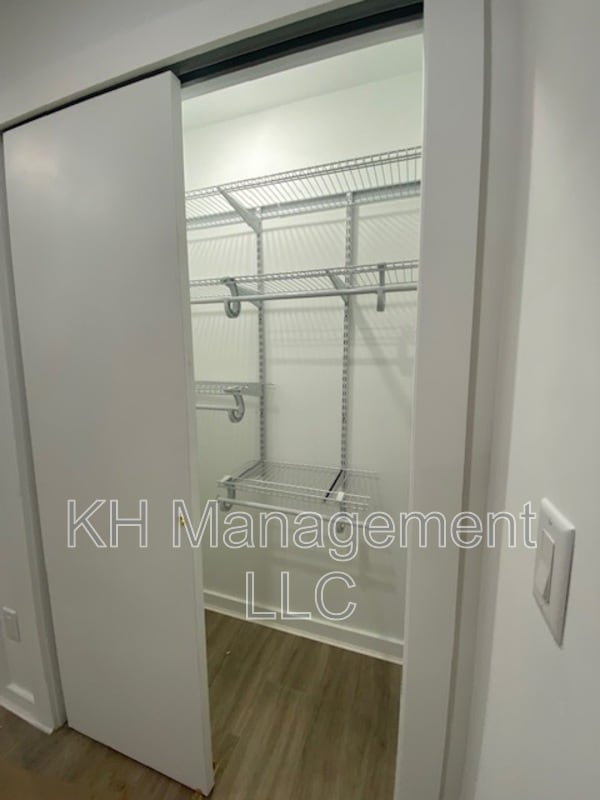 Building Photo - 3932-36 Mt Vernon St