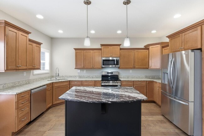 Building Photo - 1168 Autumn Ridge Dr