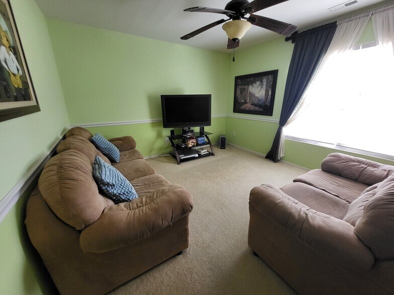 Loft Upstairs - 968 Willow Creek Dr