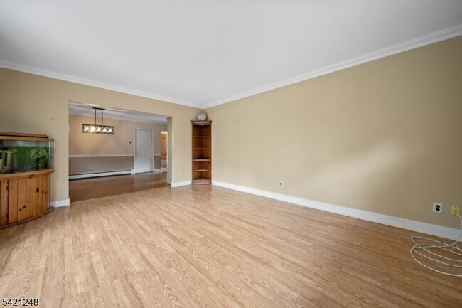 Building Photo - 26 Wostbrock Ln